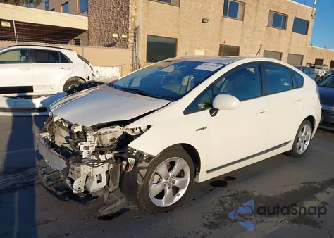 2011 Toyota Prius Five z USA, uszkodzony, nr VIN JTDKN3DU6B1386106